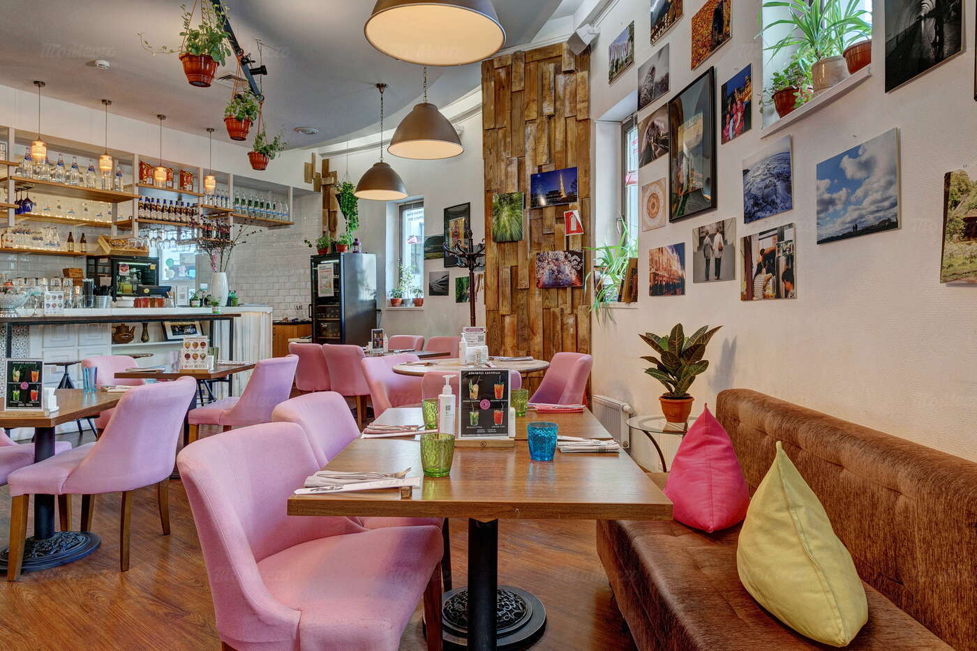 Ресторан Корнер Кафе (Corner Cafe) на Композиторской улице
