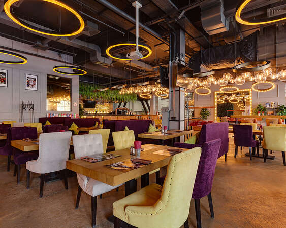 Ларионов Grill & Bar